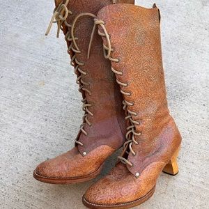 Daisy Jones style lace up leather boots